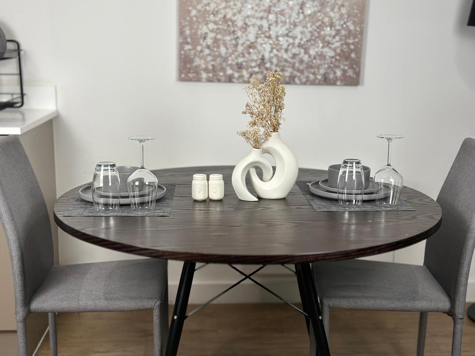 Cozy City Centre Apartment With Free Parking And Free Gym Бирмингам Екстериор снимка