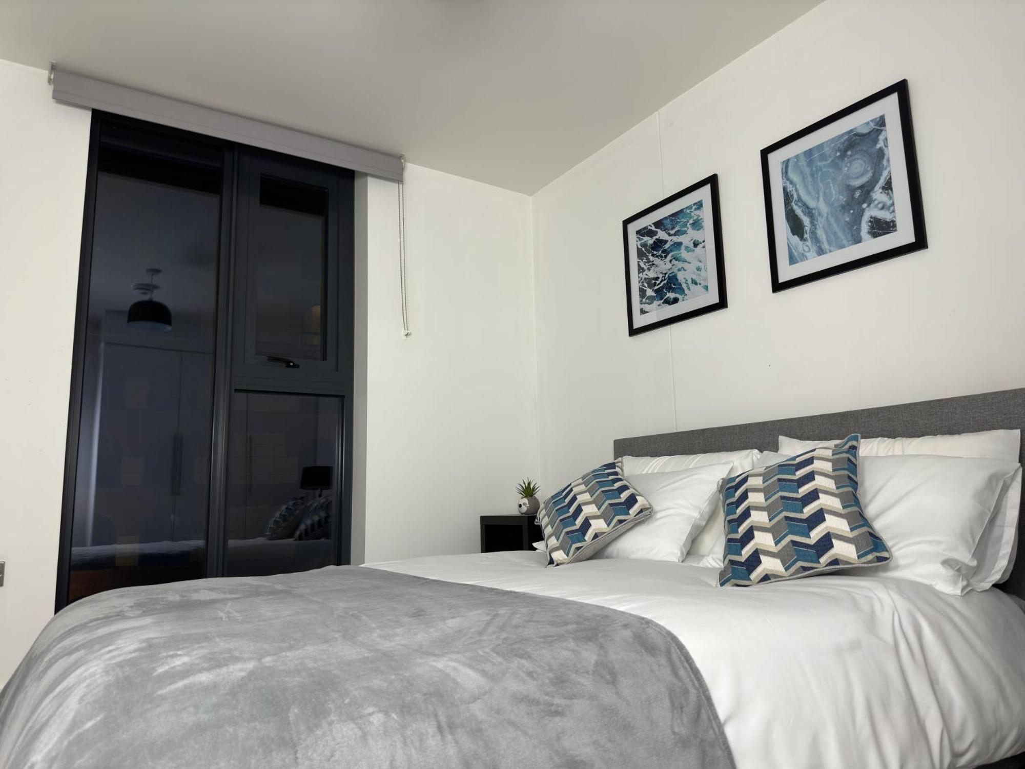 Cozy City Centre Apartment With Free Parking And Free Gym Бирмингам Екстериор снимка