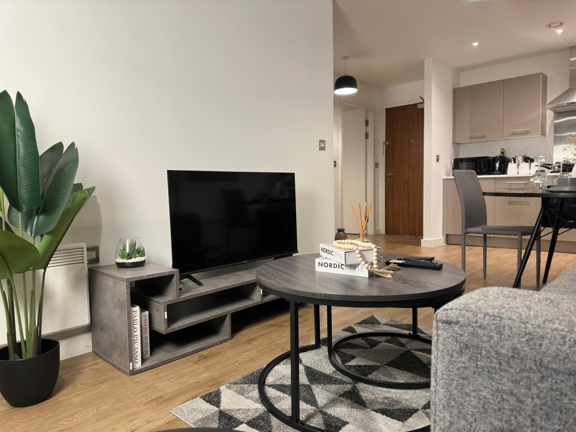 Cozy City Centre Apartment With Free Parking And Free Gym Бирмингам Екстериор снимка