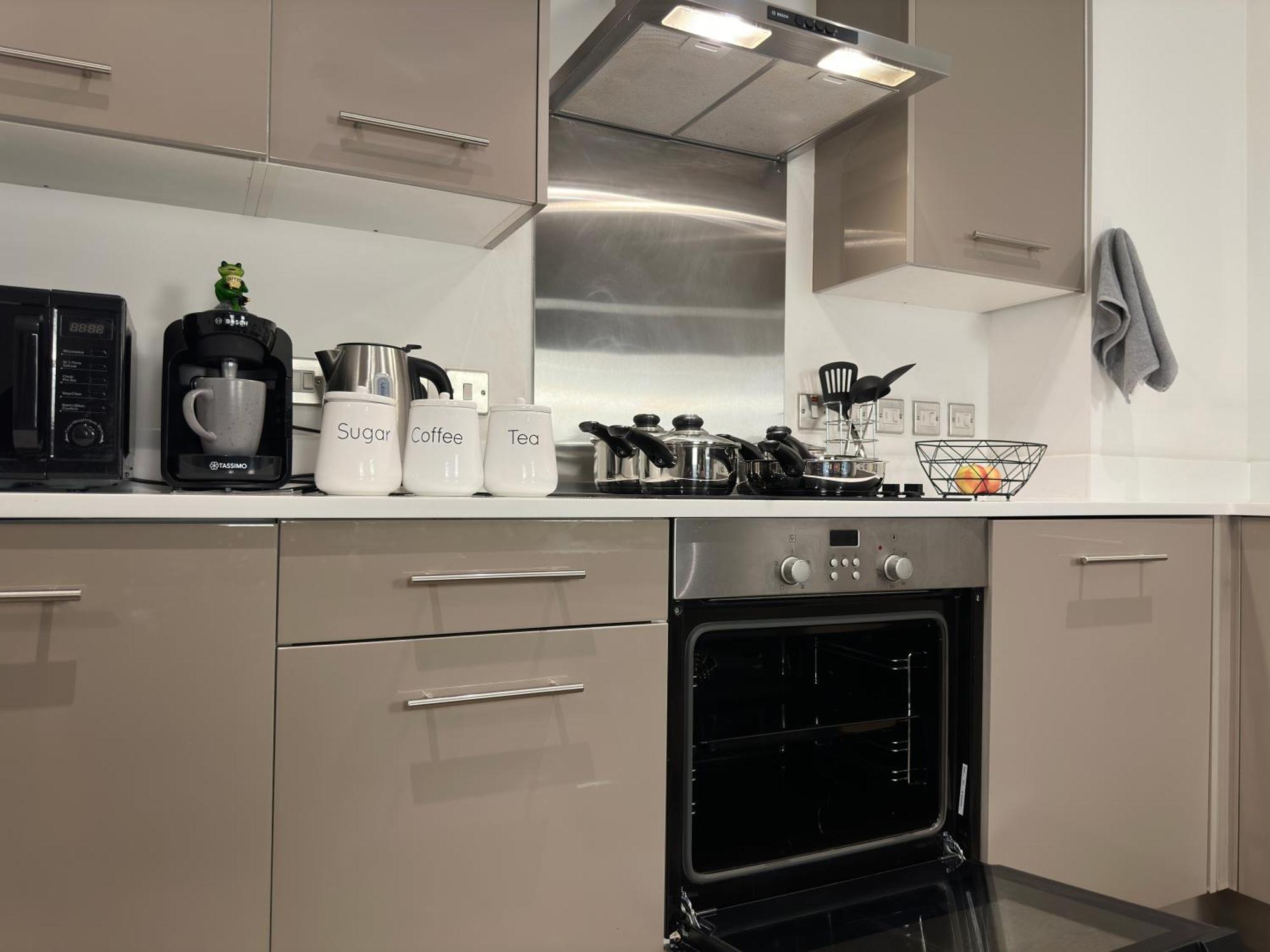 Cozy City Centre Apartment With Free Parking And Free Gym Бирмингам Екстериор снимка