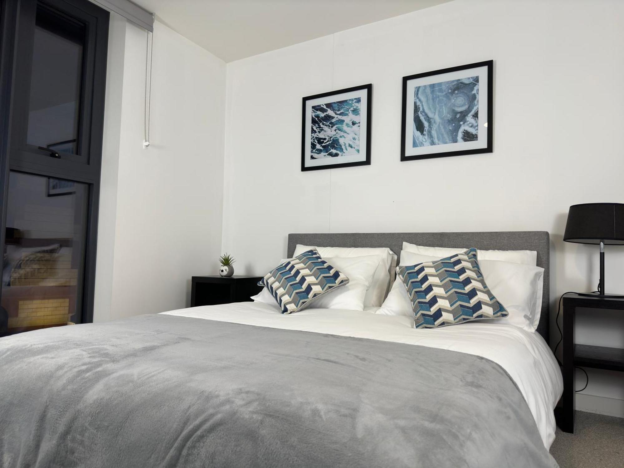 Cozy City Centre Apartment With Free Parking And Free Gym Бирмингам Екстериор снимка
