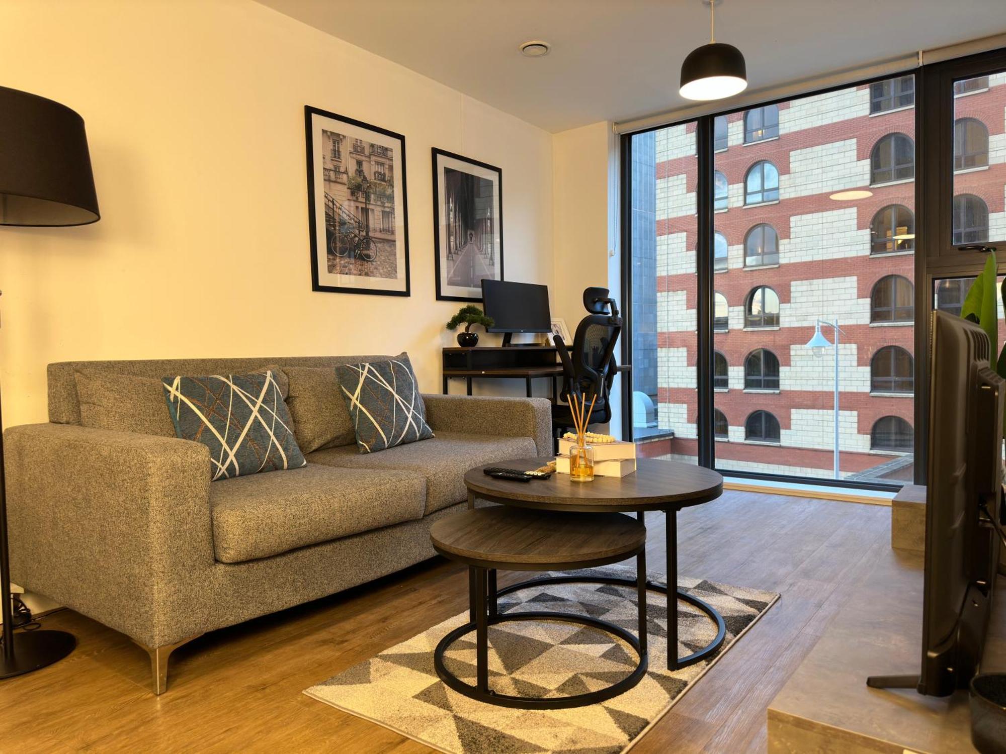 Cozy City Centre Apartment With Free Parking And Free Gym Бирмингам Екстериор снимка